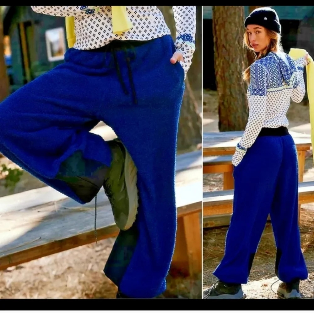 FP movement free people Cuddle Up Fleece Tie Waist joggerBlue/black. Size Sm NWT